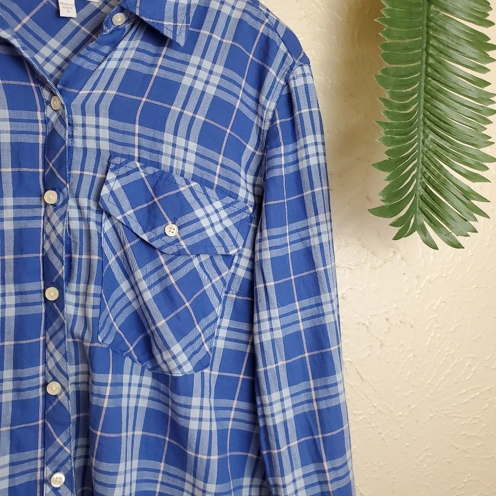 Delia's blue plaid collared button down - Picture 3 of 7